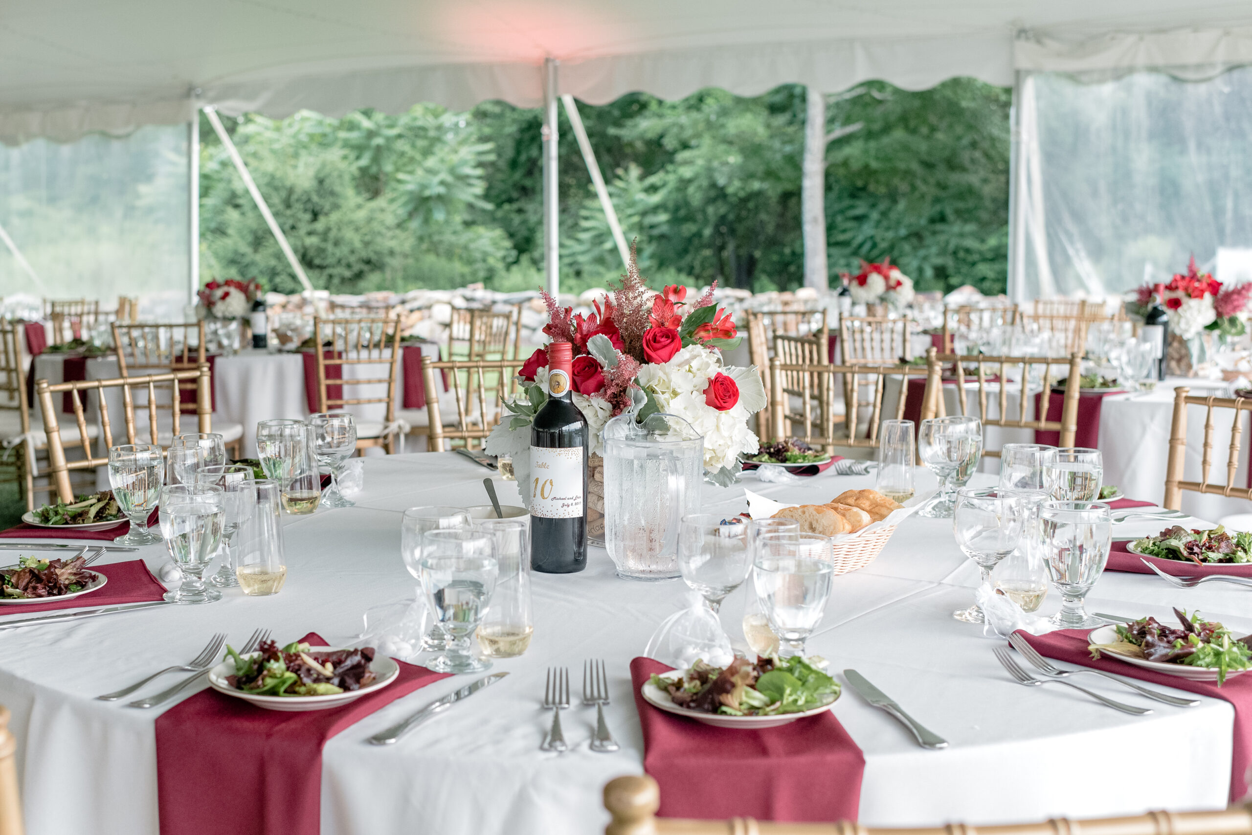 The tent space at Preston Ride Vineyard is bright and airy allowing for the pops of color in the decor to stand out. 